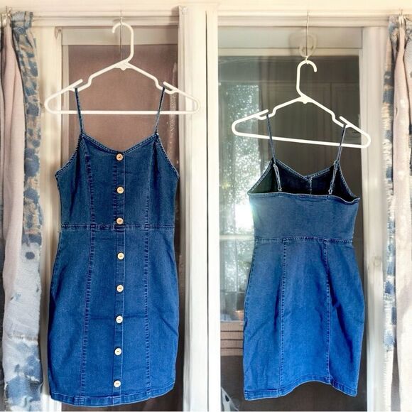 Blashe Denim Dress l Spaghetti Straps (adj) l Decorative Buttons l M l Like New - Picture 1 of 12